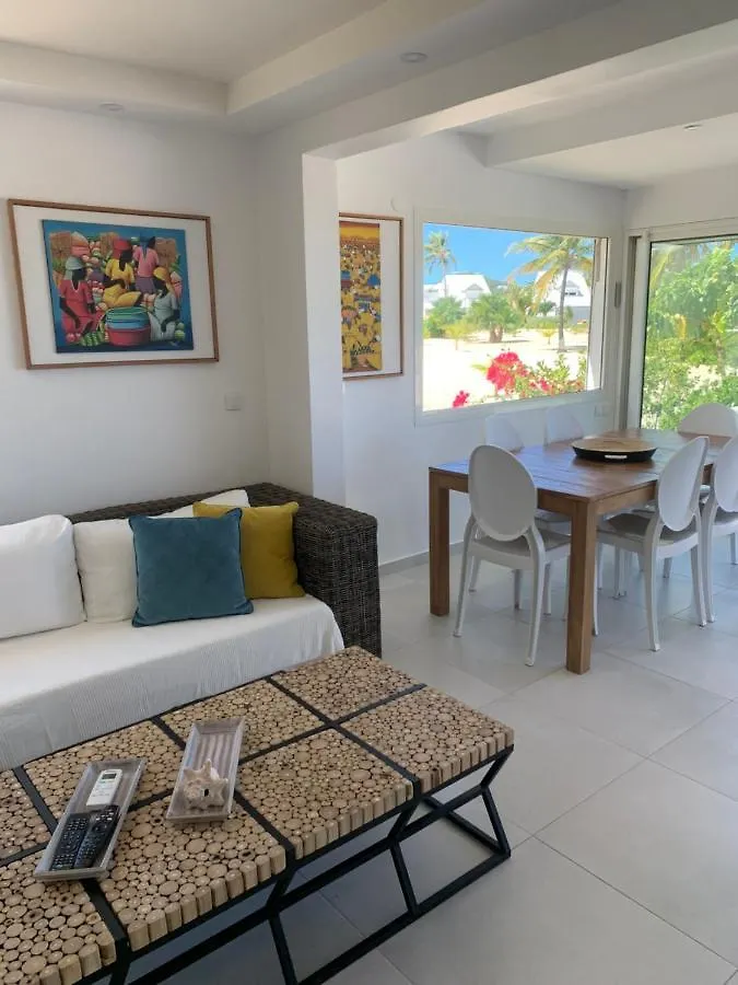 Coco Beach Sandy Ground Sint Maarten/Saint Martin