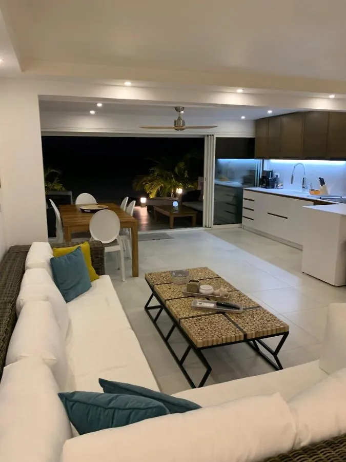Coco Beach Sandy Ground Holiday home